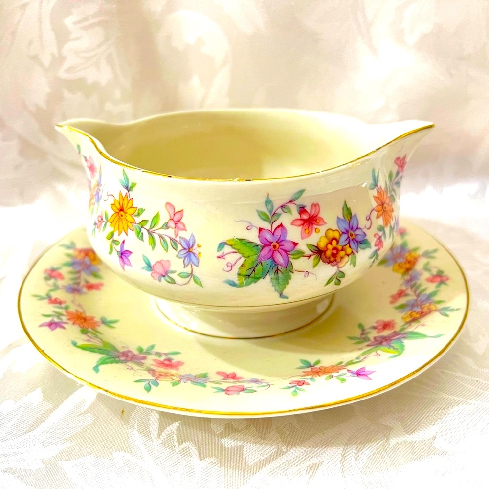 7 Theodore Haviland dinnerware set 3 Cups, 3 Saucers and 1 gravy Boat with Dish.
